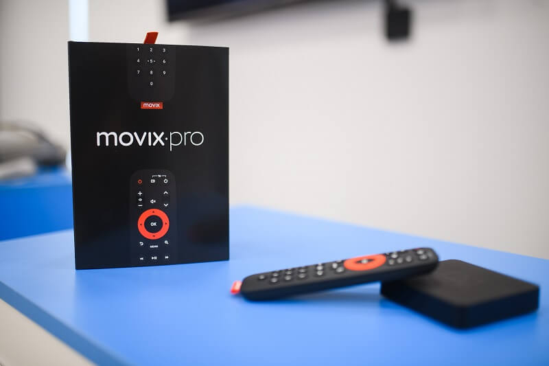 Movix Pro Voice от Дом.ру в Оби
